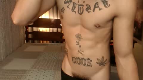 justine_hunk online show from January 2026 06:42:02 PM