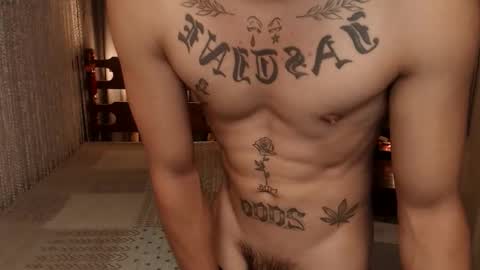 Snapshot of justine_hunk chatting on May 2026 06:42:02 AM justine_hunk online show from May 2026 06:42:02 AM