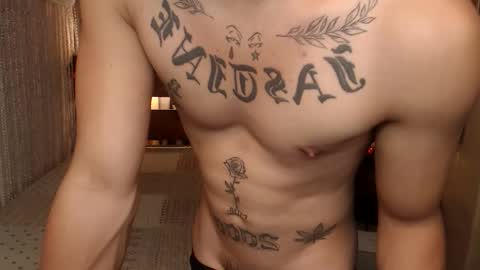 Snapshot of justine_hunk chatting on June 2026 06:08:01 AM justine_hunk online show from June 2026 06:08:01 AM