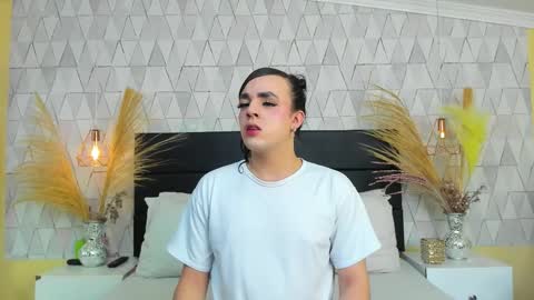 Justine online show from February 2026 03:32:02 AM