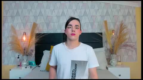 Justine online show from March 2026 03:52:02 AM