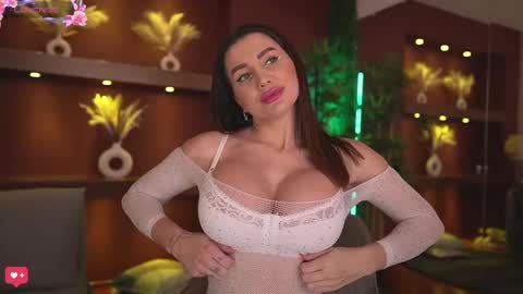 Snapshot of justinnejade chatting on February 2025 06:37:01 AM Justy online show from February 2025 06:37:01 AM