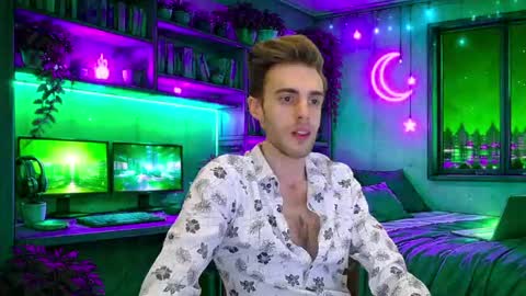 Hologram Guy online show from May 2026 05:59:01 AM