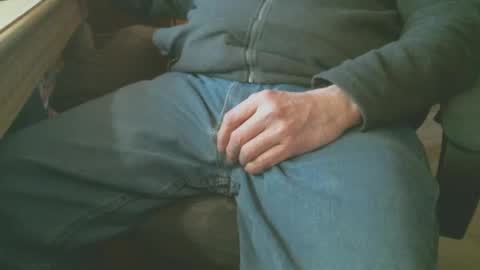 Snapshot of justme39057 chatting on January 2025 09:28:01 PM Justme39057 online show from January 2025 09:28:01 PM