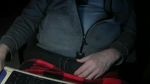 Snapshot of justme39057 chatting on February 2026 04:35:02 PM Justme39057 online show from February 2026 04:35:02 PM