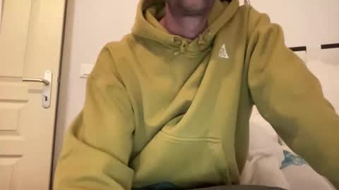 justmeandyou00 online show from November 2025 03:00:02 PM