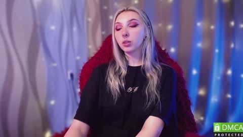 justmeowgirl online show from January 2025 05:40:02 AM