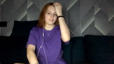 Lina online show from September 2025 08:55:02 PM