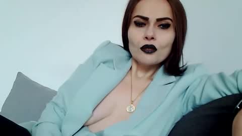 Snapshot of k_queen36 chatting on December 2025 12:22:02 PM k_queen36 online show from December 2025 12:22:02 PM
