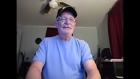 Snapshot of kabriggs136 chatting on January 2025 01:11:02 AM kabriggs136 online show from January 2025 01:11:02 AM
