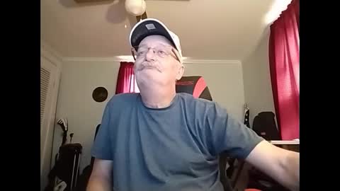Snapshot of kabriggs136 chatting on February 2025 09:04:02 PM kabriggs136 online show from February 2025 09:04:02 PM