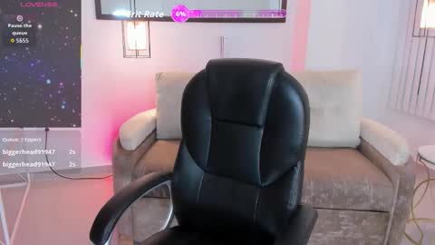 kaeliyh online show from January 2026 12:20:01 PM