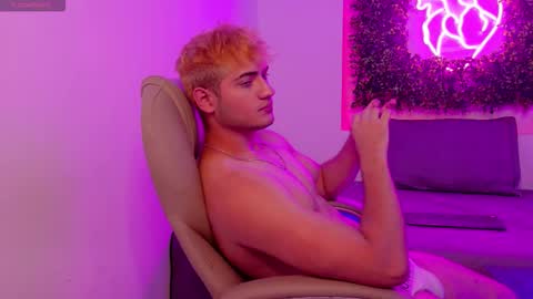 kaelswitch online show from January 2026 08:14:01 PM