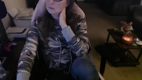 Snapshot of kait331 chatting on October 2025 01:17:01 AM Camprincess331 online show from October 2025 01:17:01 AM