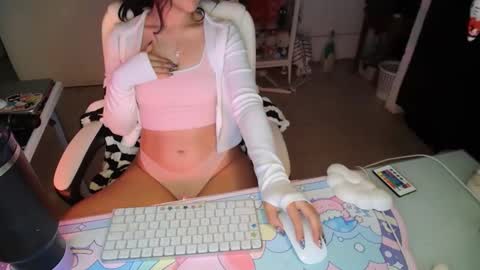 Snapshot of kaithra chatting on October 2025 12:33:02 AM Kaithra online show from October 2025 12:33:02 AM