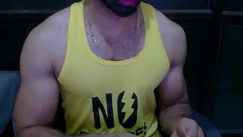 Vicky online show from October 2025 05:23:02 PM