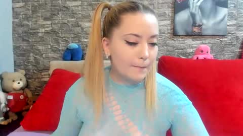 kalindahot online show from November 2025 07:08:02 PM