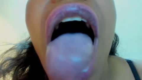Snapshot of kamariafyre chatting on January 2025 12:04:02 PM Kamaria Fyre online show from January 2025 12:04:02 PM