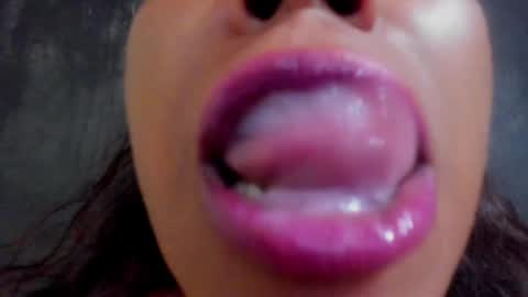 Snapshot of kamariafyre chatting on January 2025 08:04:01 AM Kamaria Fyre online show from January 2025 08:04:01 AM