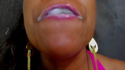 Snapshot of kamariafyre chatting on January 2025 09:48:01 AM Kamaria Fyre online show from January 2025 09:48:01 AM