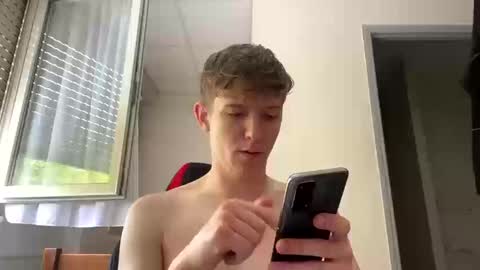 kameleonb online show from September 2025 12:51:02 PM