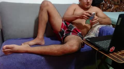 Snapshot of kamenov00 chatting on October 2025 12:00:02 AM kamenov00 online show from October 2025 12:00:02 AM