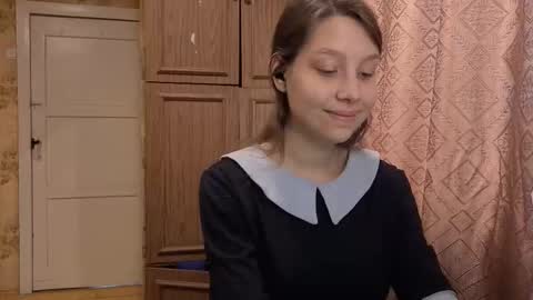 Mari  Simmons online show from October 2025 03:10:02 AM