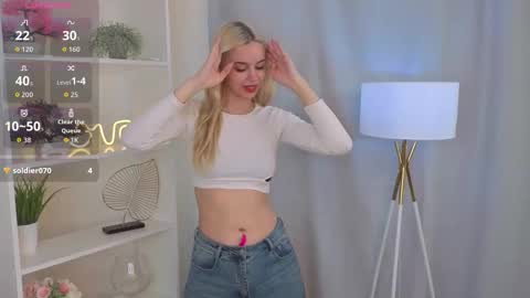 Snapshot of kaneshacornick chatting on September 2025 03:21:01 AM Alice online show from September 2025 03:21:01 AM