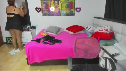 Snapshot of karen_milf_2 chatting on October 2025 03:58:01 AM Karen online show from October 2025 03:58:01 AM