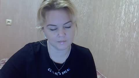 karennelsonx online show from January 2025 04:31:02 PM