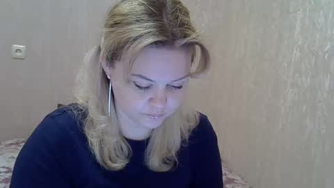 karennelsonx online show from March 2025 01:04:01 PM