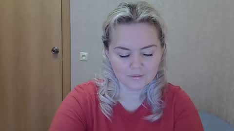 karennelsonx online show from February 2026 10:14:02 AM