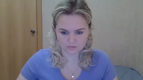 Snapshot of karennelsonx chatting on April 2026 06:56:02 AM karennelsonx online show from April 2026 06:56:02 AM
