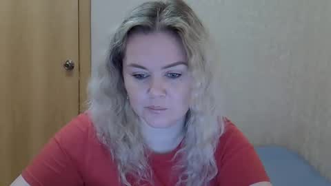 Snapshot of karennelsonx chatting on April 2026 07:06:02 AM karennelsonx online show from April 2026 07:06:02 AM