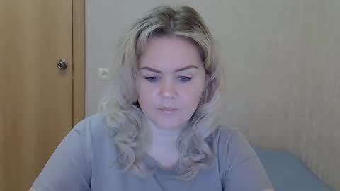 Snapshot of karennelsonx chatting on May 2026 09:05:02 AM karennelsonx online show from May 2026 09:05:02 AM