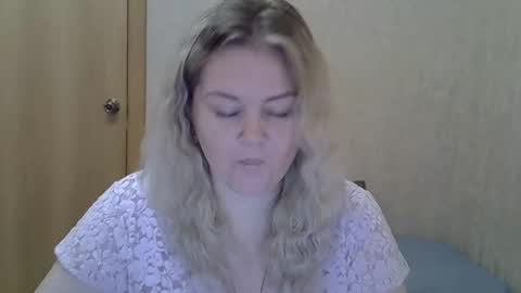 Snapshot of karennelsonx chatting on May 2026 12:04:02 PM karennelsonx online show from May 2026 12:04:02 PM