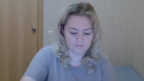 Snapshot of karennelsonx chatting on May 2026 10:13:01 AM karennelsonx online show from May 2026 10:13:01 AM