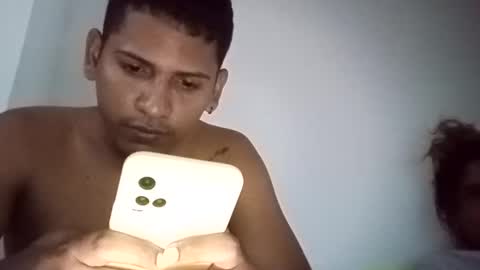 Snapshot of kariina_candy chatting on February 2025 11:09:02 PM kariina candy and fox online show from February 2025 11:09:02 PM