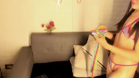 Snapshot of karina_gomez_18 chatting on November 2025 11:32:01 AM Kari online show from November 2025 11:32:01 AM