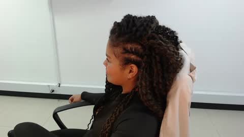 karla_cg online show from February 2025 02:05:02 AM