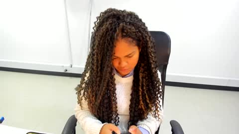 karla_cg online show from February 2025 12:49:01 AM