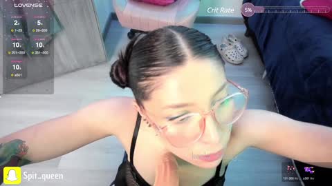 Snapshot of karla_honey_ chatting on February 2025 08:35:02 PM Karla online show from February 2025 08:35:02 PM