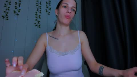 Snapshot of karla_lim chatting on May 2026 10:33:02 AM karla_lim online show from May 2026 10:33:02 AM
