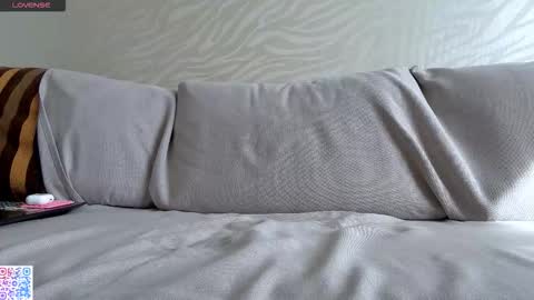 Olivia online show from March 2026 09:33:02 AM