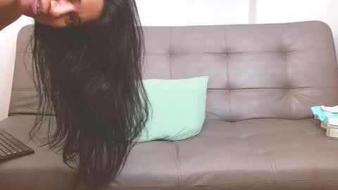 karolina  online show from March 2025 04:50:02 AM