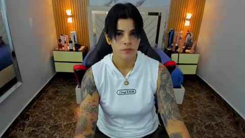 Karol and Luna online show from December 2025 12:12:01 PM