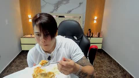 Karol and Luna online show from February 2026 07:42:02 PM