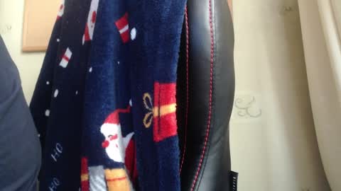 Karol  online show from October 2025 12:40:02 PM