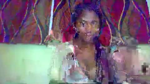 Snapshot of karoliee chatting on May 2026 11:40:01 AM karoliee online show from May 2026 11:40:01 AM