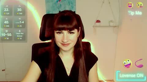 Caroline online show from November 2025 12:49:01 PM